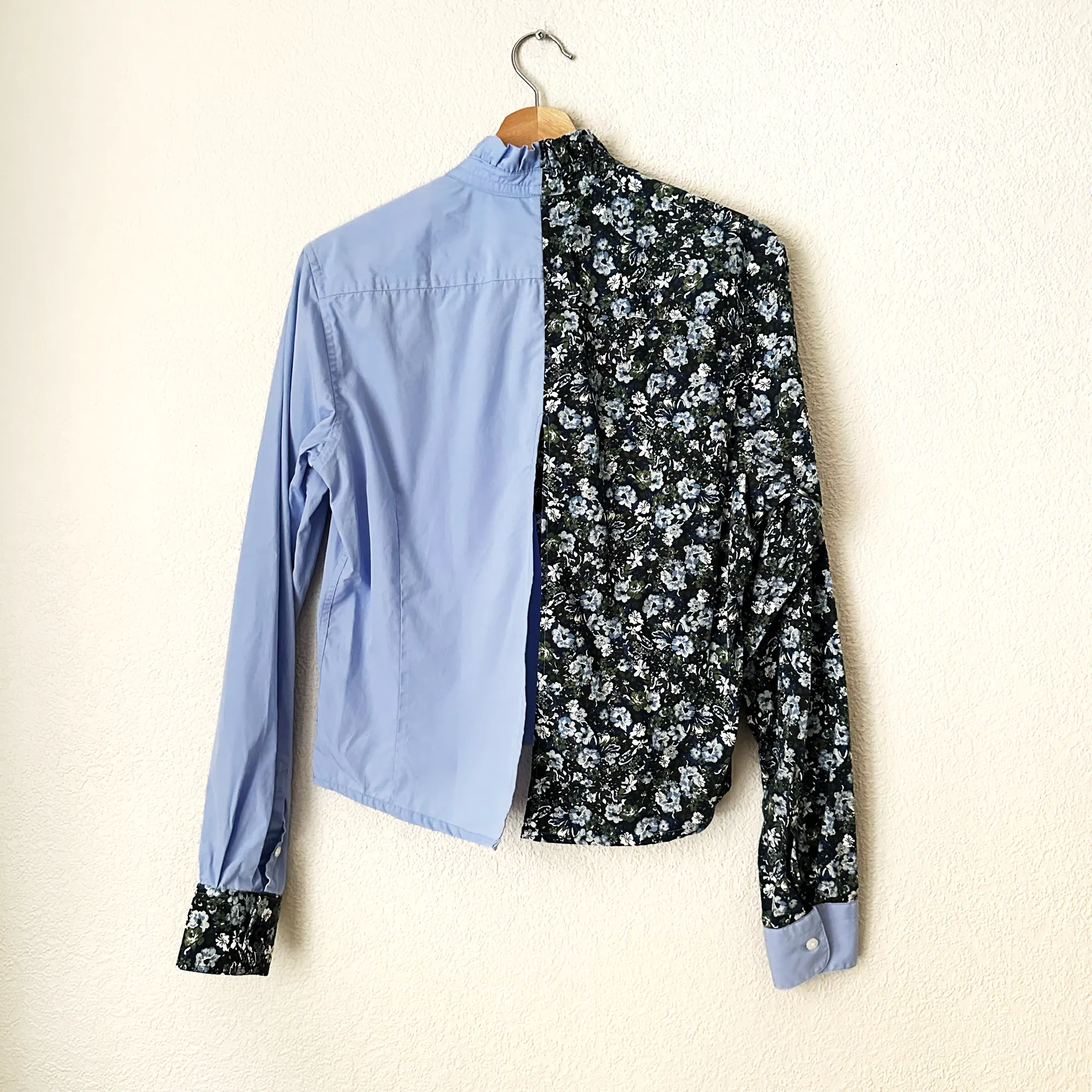 Contrasted Shirt Light Blue/flowers - Upcycled Shirt 33 - M, Cotton