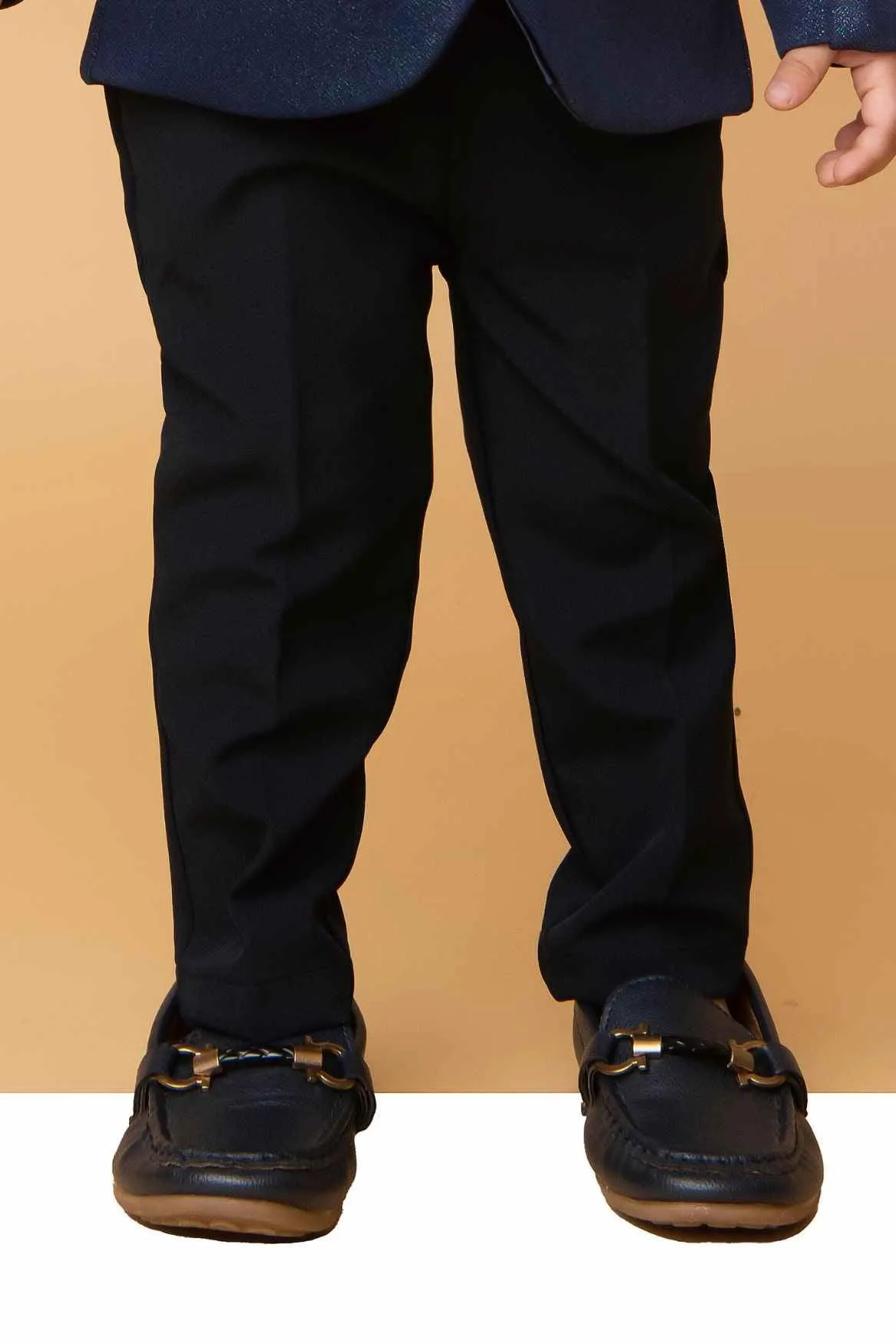 Little Collar's Navy Blue Tuxedo Suit With Bow For Boys