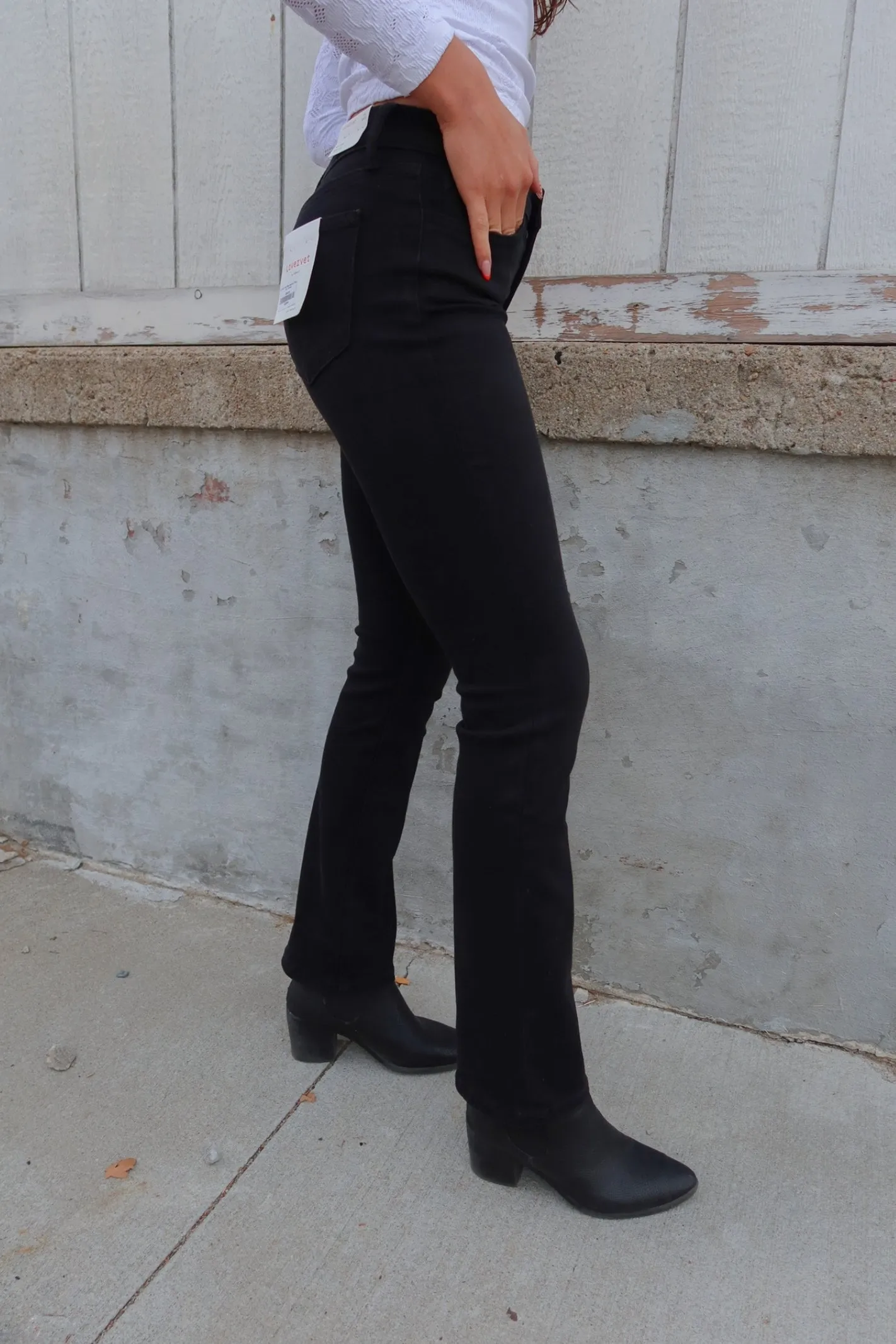 Lovervet Mid Rise Bootcut Jean