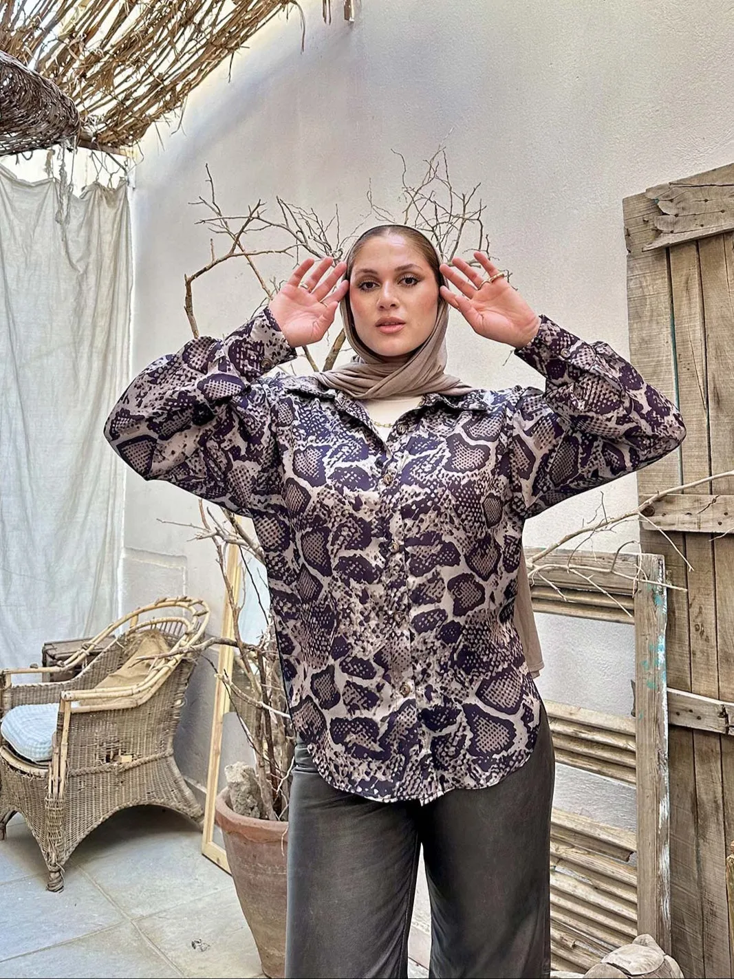 Satin Edge Shirt - Leocansa